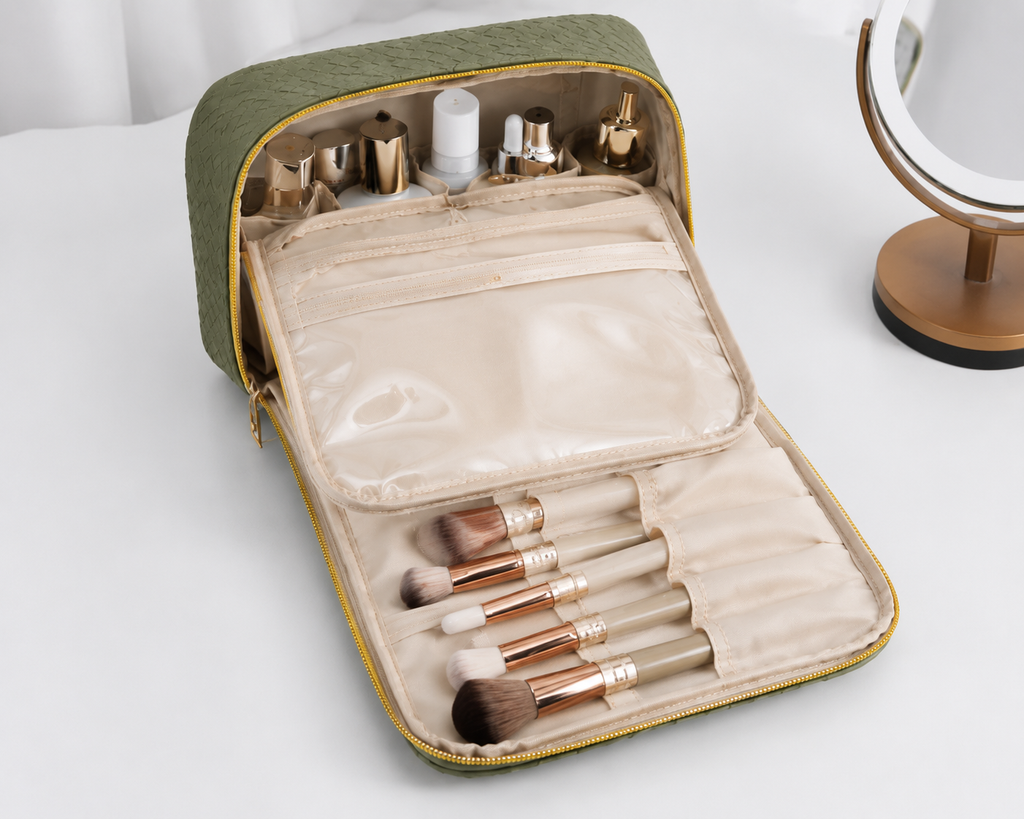 Stay Organized Anywhere – Waterproof Travel Makeup & Toiletry Organizer Bag